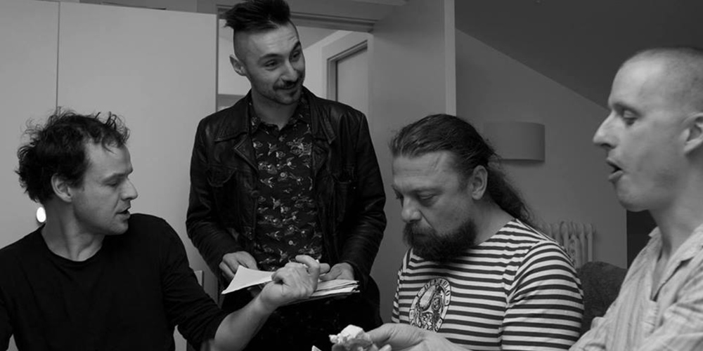 Svérázné poetické texty skupiny Hm… v M-klubu