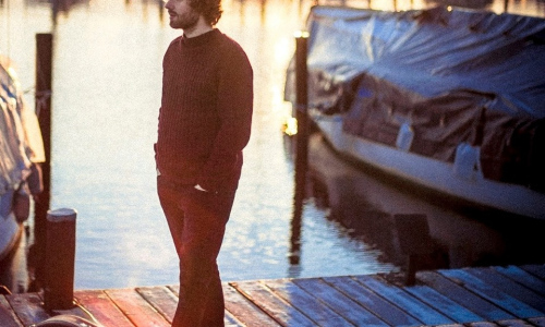 Dánský kytarista a vycházející jazzová hvězda Alex Jønsson zahraje ve Valašském Meziříčí