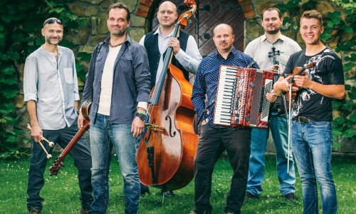 Mezi svátky na Docuku i Rockové Lišáky do M-klubu