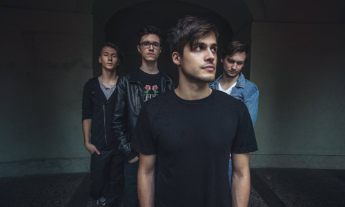 Šílená pařba s John Wolfhooker, Cocaine party a Outsider v M-klubu