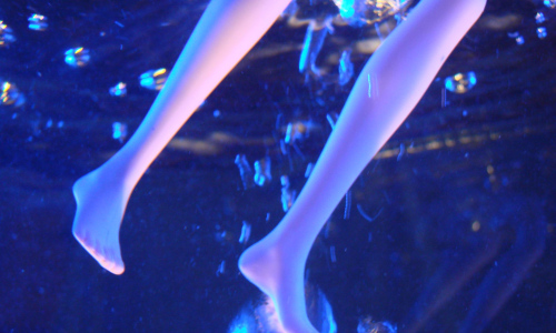 Legendární Čelisti v M-klubu v podání divadla Buchty a loutky